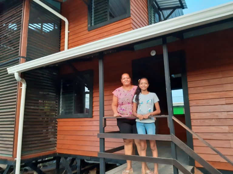 185.831 mujeres jefas de hogar han recibido bono de vivienda gracias al Banhvi