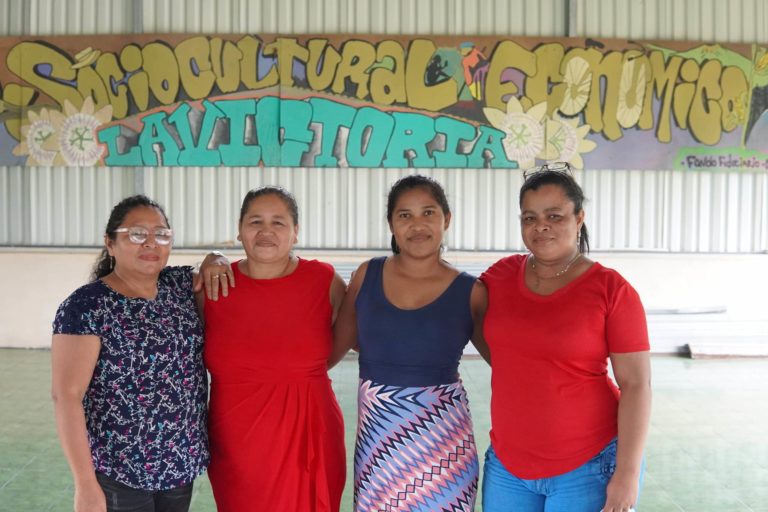 Iniciativa “Tardes de Café” une a mujeres costarricenses y nicaragüenses en su lucha contra el machismo