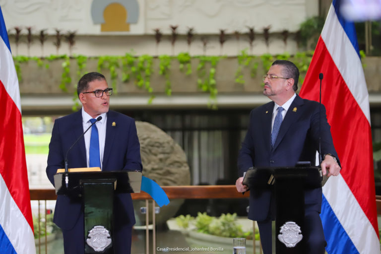 Batalla se retira (por ahora) de la contienda electoral