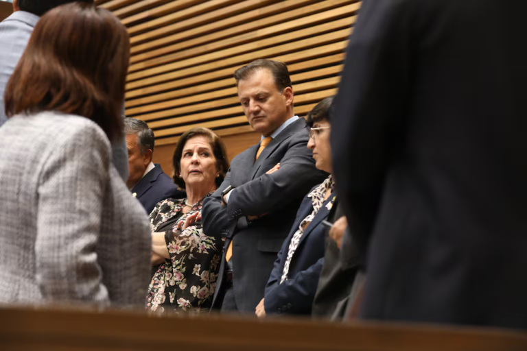 Cancillería justifica decisión del gobierno de no pedir permiso previo del Congreso para ingreso de militares salvadoreños