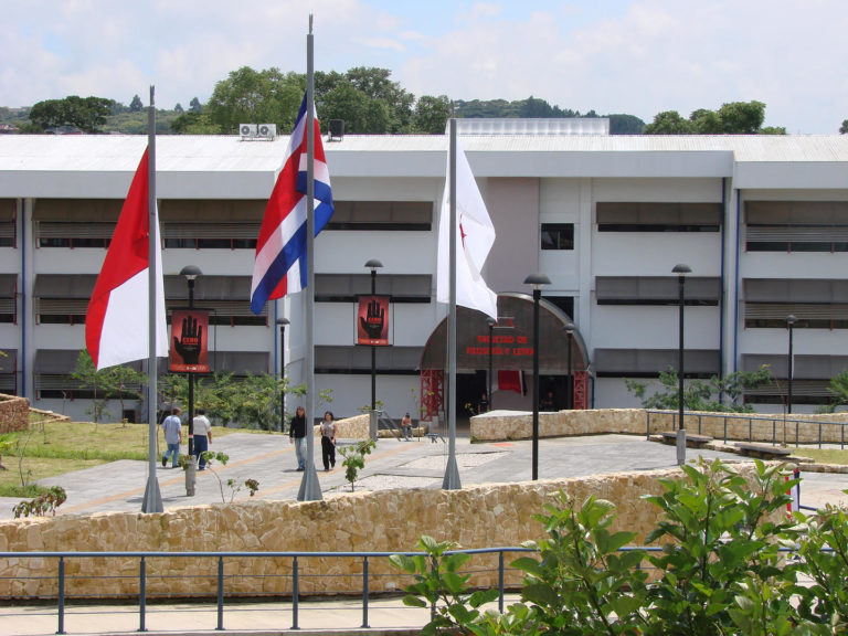 Extremismos en Costa Rica: académico de la UNA identifica cuatro riesgos clave