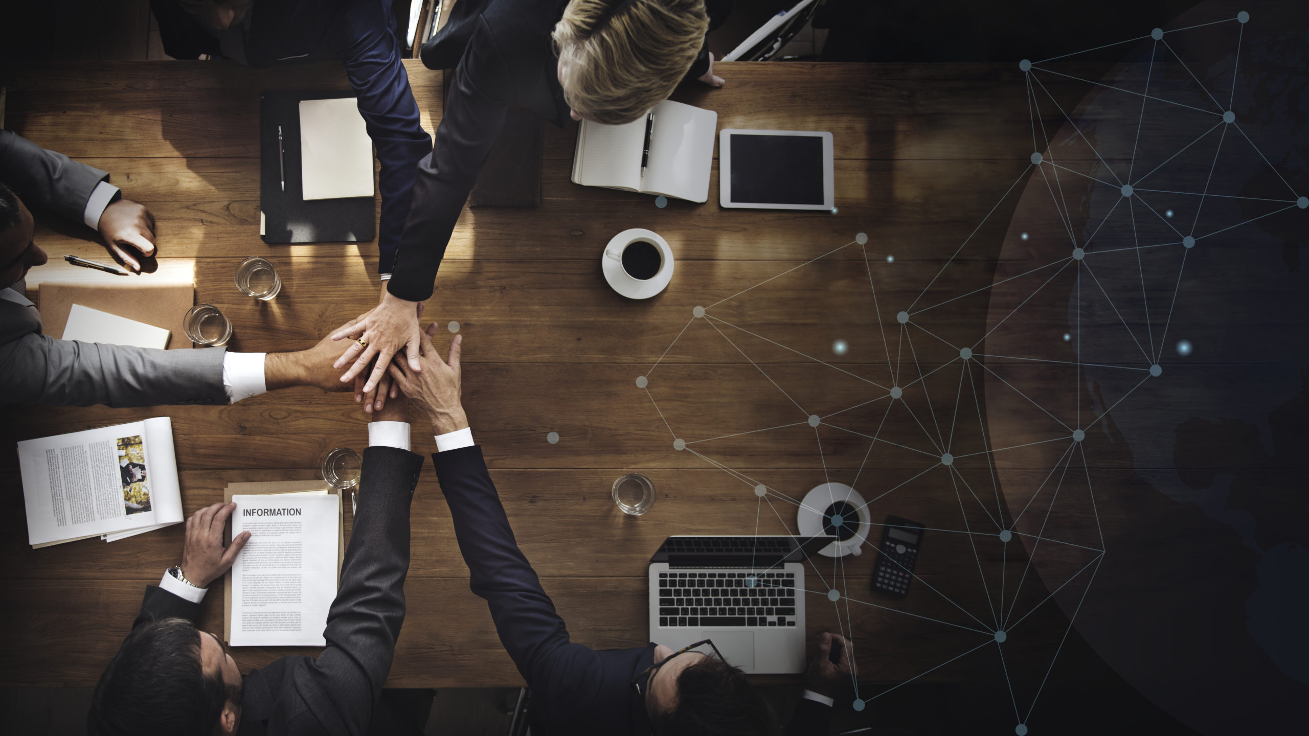 Imagen principal del artículo: Líderes y expertos impulsan cambios y renovación del sector de servicios