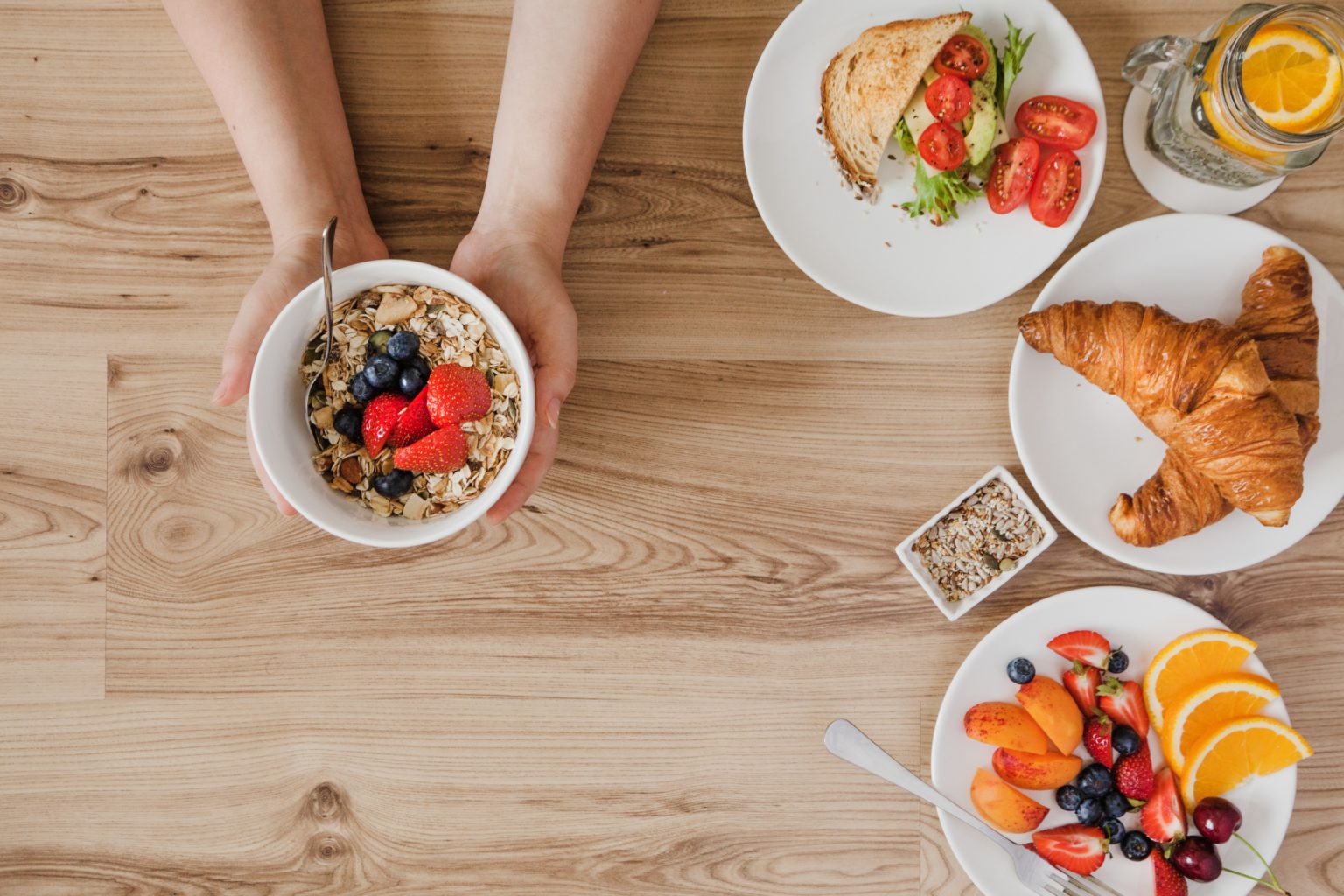 Imagen principal del artículo: ¿Le gustaría aprender a preparar desayunos saludables? Aproveche este taller virtual gratuito