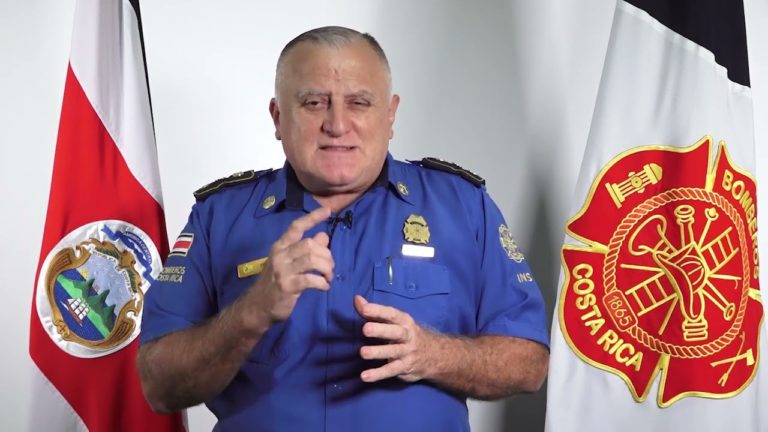 Fiscalía acusa al director general de bomberos Héctor Chaves por uso irregular de vehículos oficiales