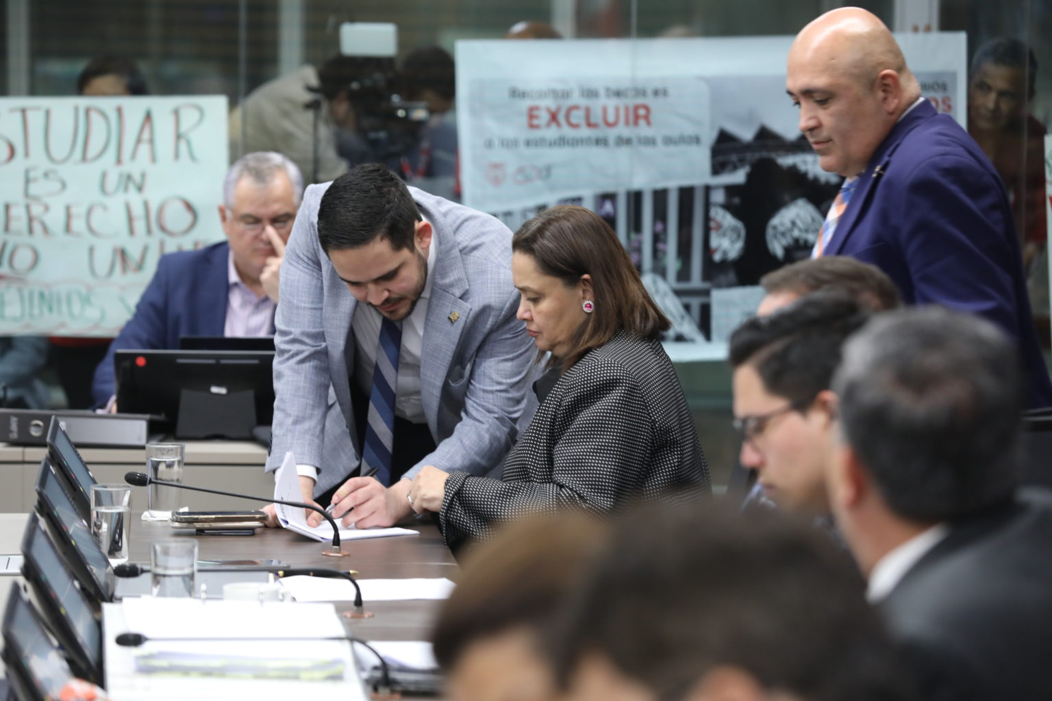 Imagen principal del artículo: ¿Qué hizo el congreso estas dos semanas? Del 21 de octubre al 24 de octubre de 2024