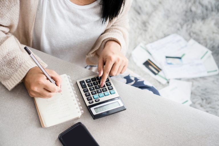 Dos ahorros esenciales que todas las personas deberían tener