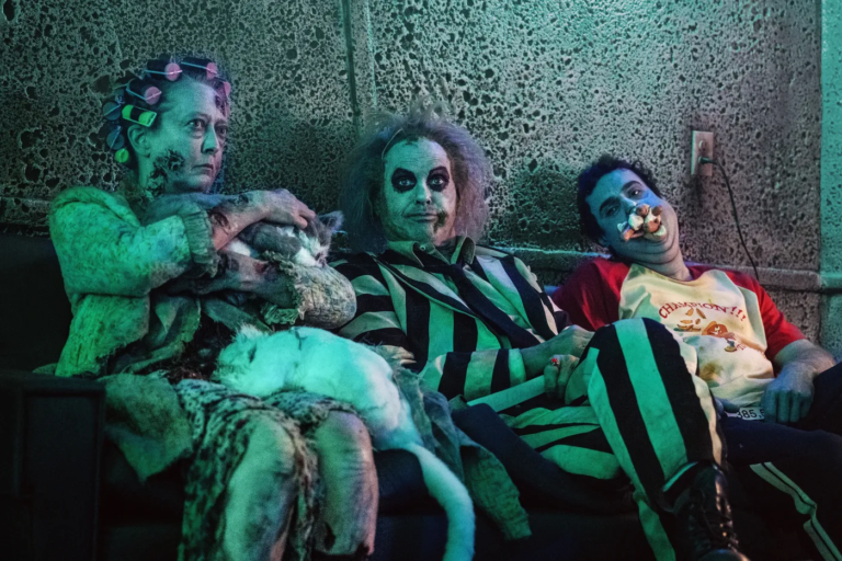 Beetlejuice Beetlejuice, el bioexorcismo como una forma de vida… después de la vida