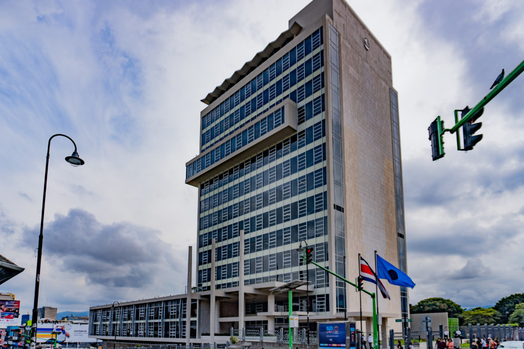 CCSS abre inscripción extraordinaria para examen de residencias médicas 2026-2027