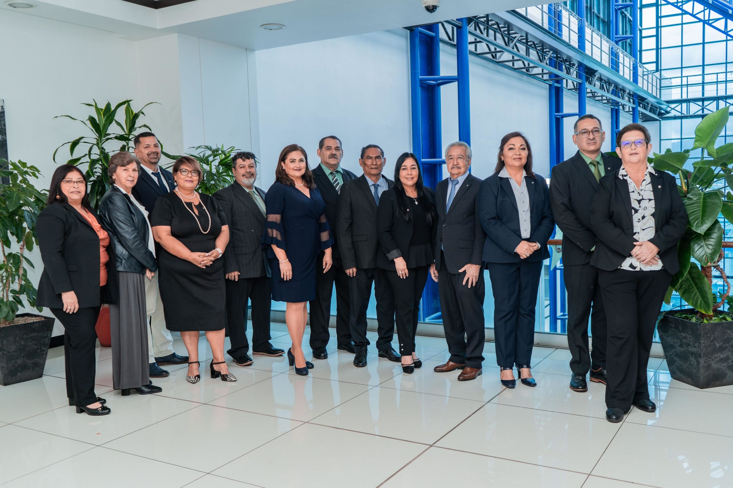 Imagen principal del artículo: Caja de ANDE anuncia nueva Gerente General y conformación de Junta Directiva para el periodo 2024-2025.