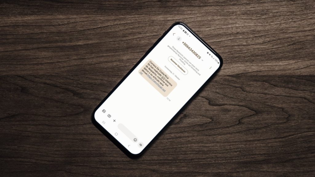 Operadores de telefonía móvil tendrán 18 meses para bloquear SMS fraudulentos