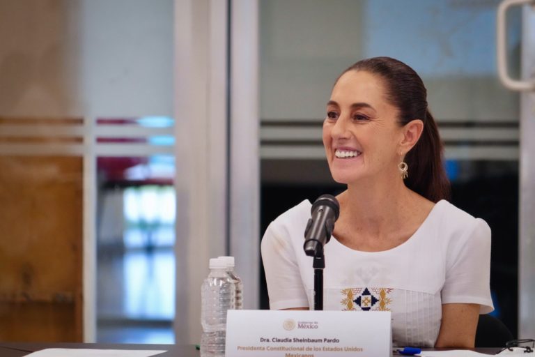 Presidenta de México anuncia plan para revitalizar la producción agrícola