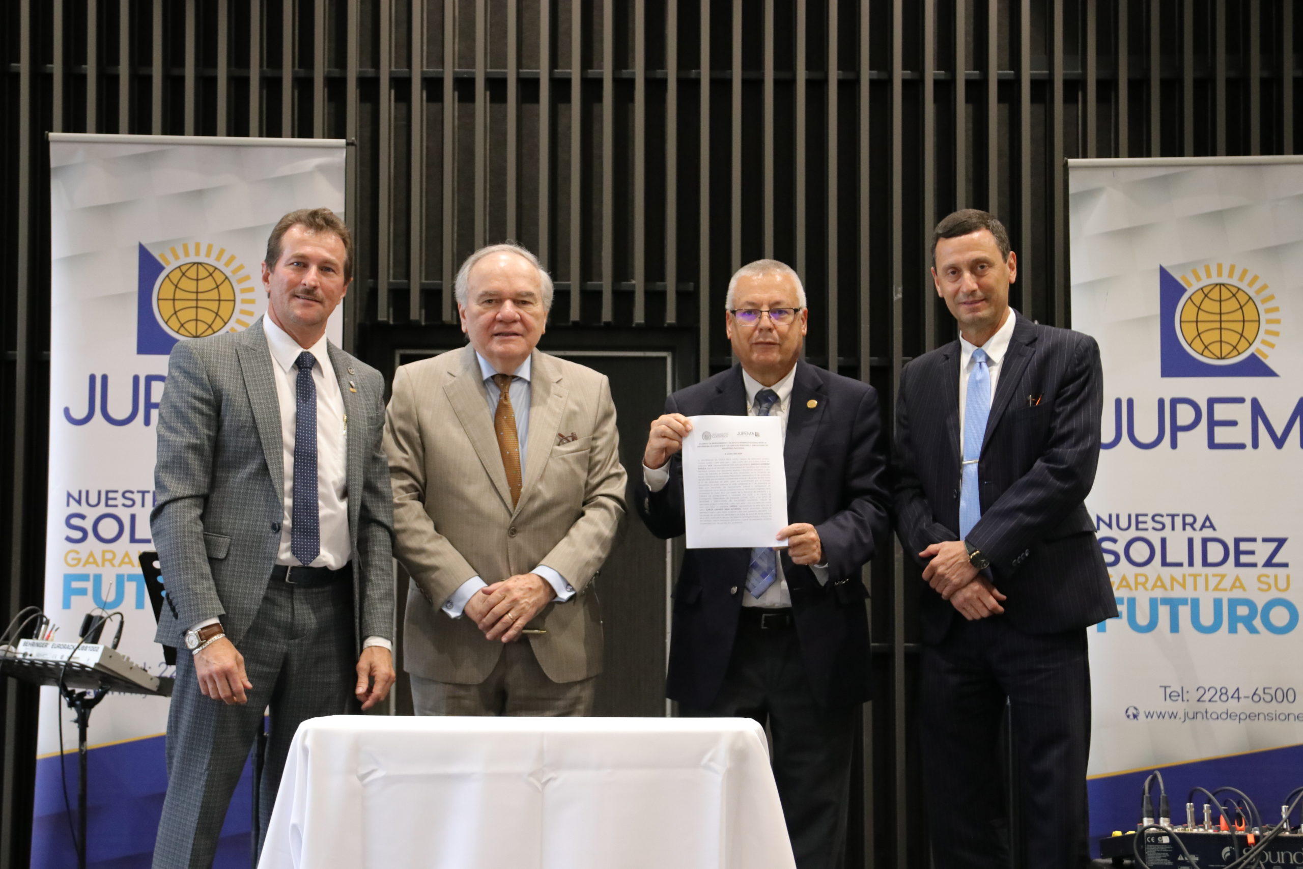 Imagen principal del artículo: Jupema y UCR cooperarán para visibilizar necesidades de personas adultas mayores