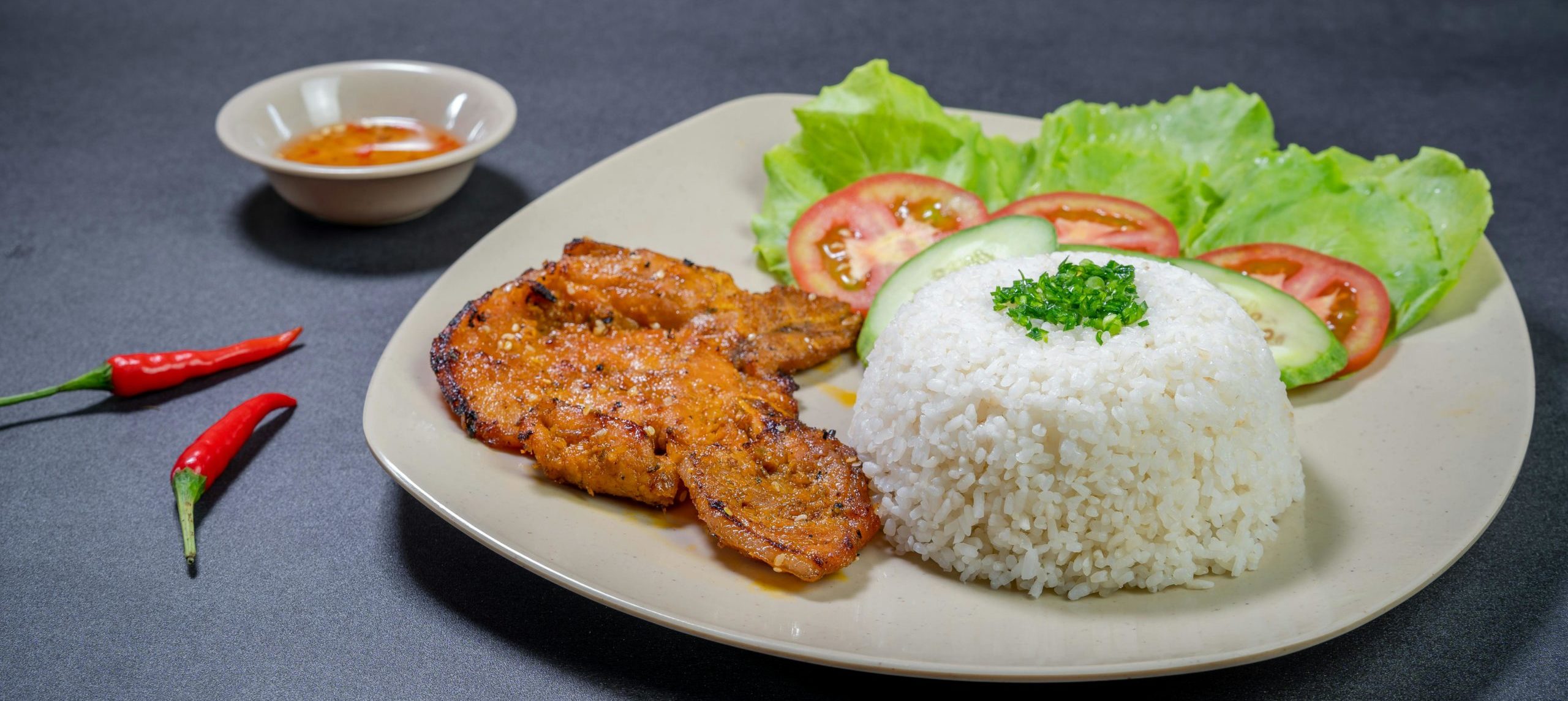 Imagen principal del artículo: La Maquila Lama posiciona que si no fuese por la baja en los aranceles, las personas costarricenses estarían pagando hasta 50% más en el precio del arroz