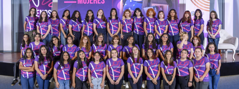Costa Rica impulsa la equidad de género en la ciencia con foro sobre mujeres jóvenes en carreras STEM