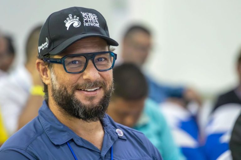 Denuncian a alcalde de Garabito de violación a una menor de edad