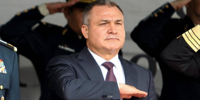 Exsecretario de Seguridad Pública de México condenado a más de 38 años de cárcel por narcotráfico