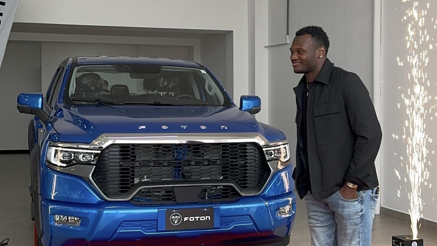 Imagen principal del artículo: Regalan un vehículo completamente nuevo al paravelocista costarricense Sherman Güity