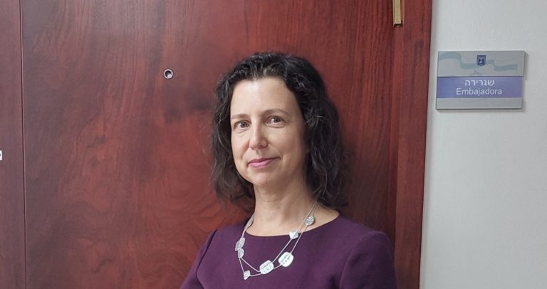 Bolivia rechaza declaraciones de embajadora de Israel en Costa Rica sobre presencia de bases militares de Irán y Hezbolá