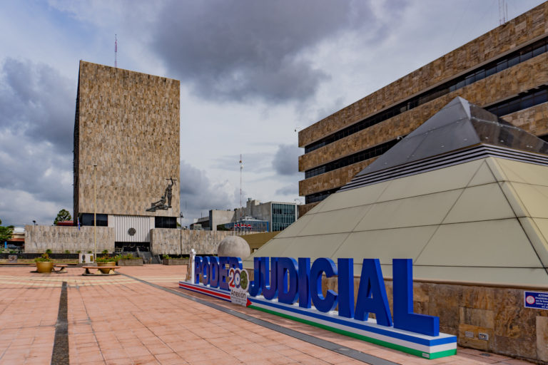 Poder Judicial pide declarar ilegal la negativa de médicos forenses de trabajar horas extras y disponibilidades