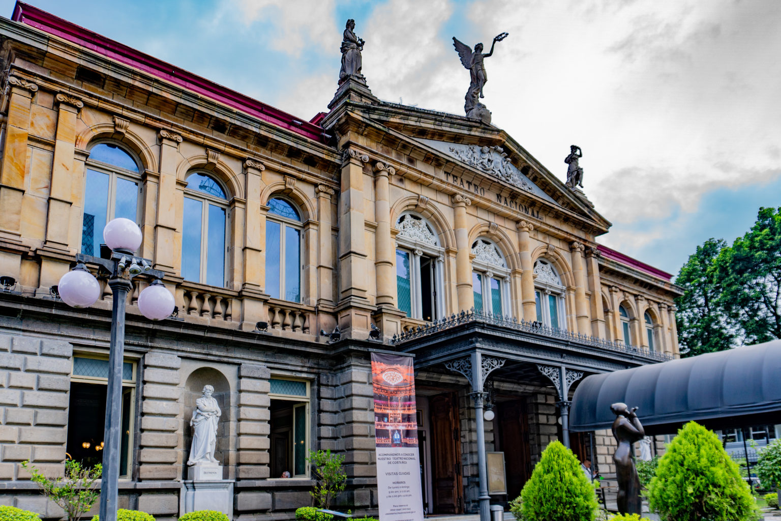Imagen principal del artículo: Cantante internacional Katie James se presentará en el Teatro Nacional el próximo 16 de mayo