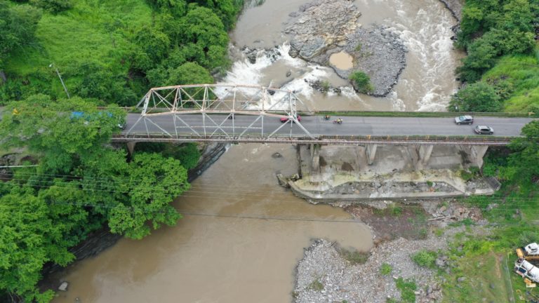 Defensoría alerta sobre escasa inversión en el mantenimiento de puentes