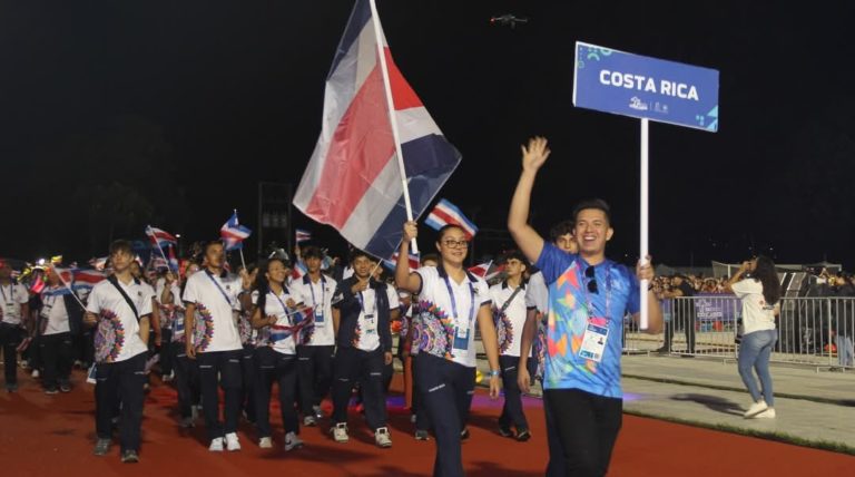 Costa Rica desfiló con orgullo en la inauguración de los Juegos Deportivos Estudiantiles Centroamericanos