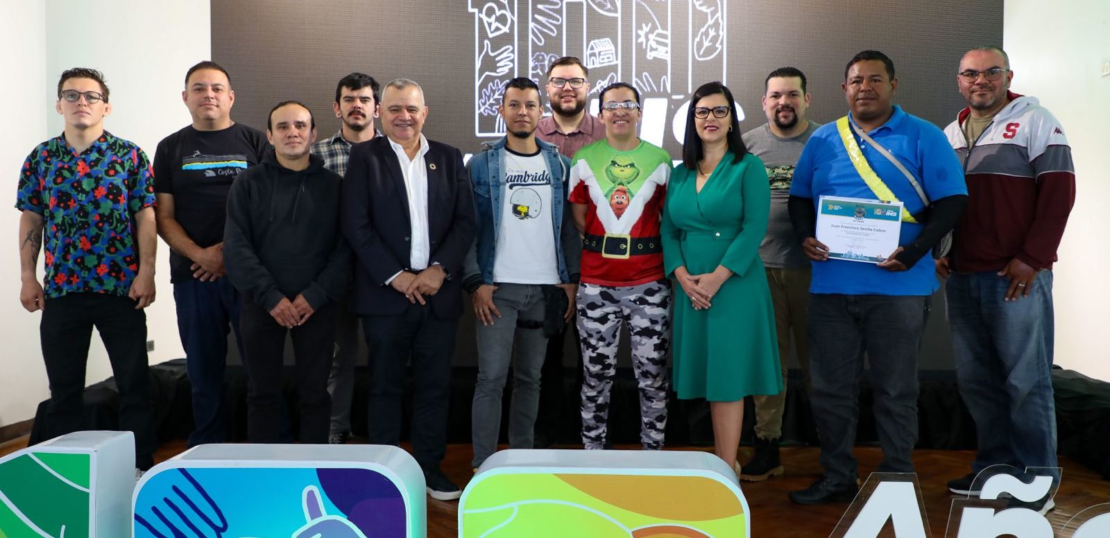 Imagen principal del artículo: Grupo INS crea comunidad de motociclistas responsables y conscientes