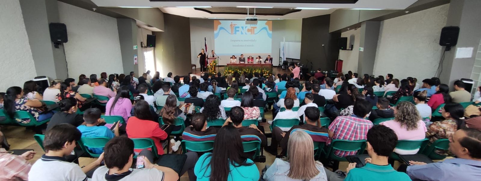 Imagen principal del artículo: Estudiantes de primaria y secundaria expondrán innovadoras propuestas en Feria Nacional de Ciencia y Tecnología