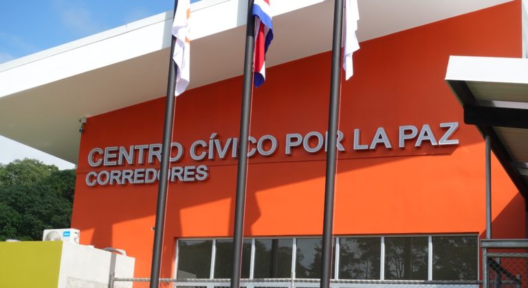 Corredores celebró la inauguración del Centro Cívico por la Paz