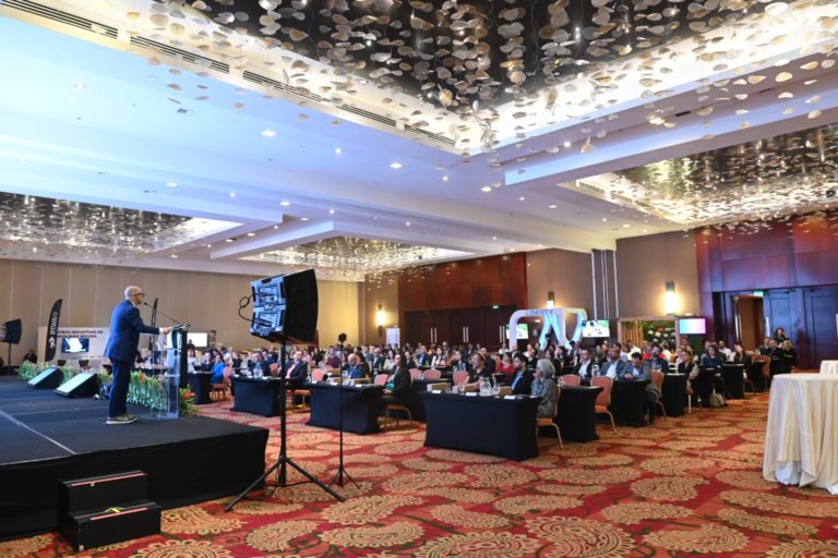 AmCham reconoce el liderazgo en sostenibilidad con los Premios Negocios Sostenibles y Alberto Martén 2024