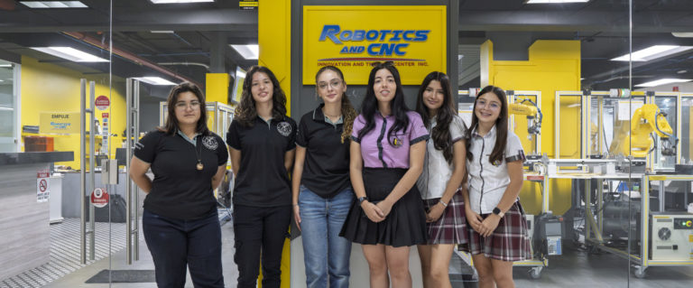 Seis alumnas del CTP Rosario de Naranjo viajarán a Turquía para participar del Mundial de Robótica