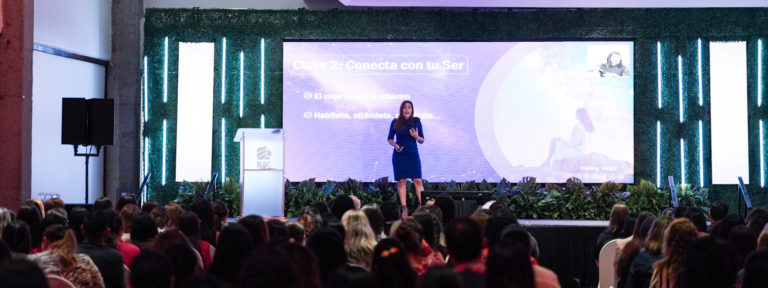 Más de 200 mujeres se reunieron para fortalecer el liderazgo femenino en Costa Rica