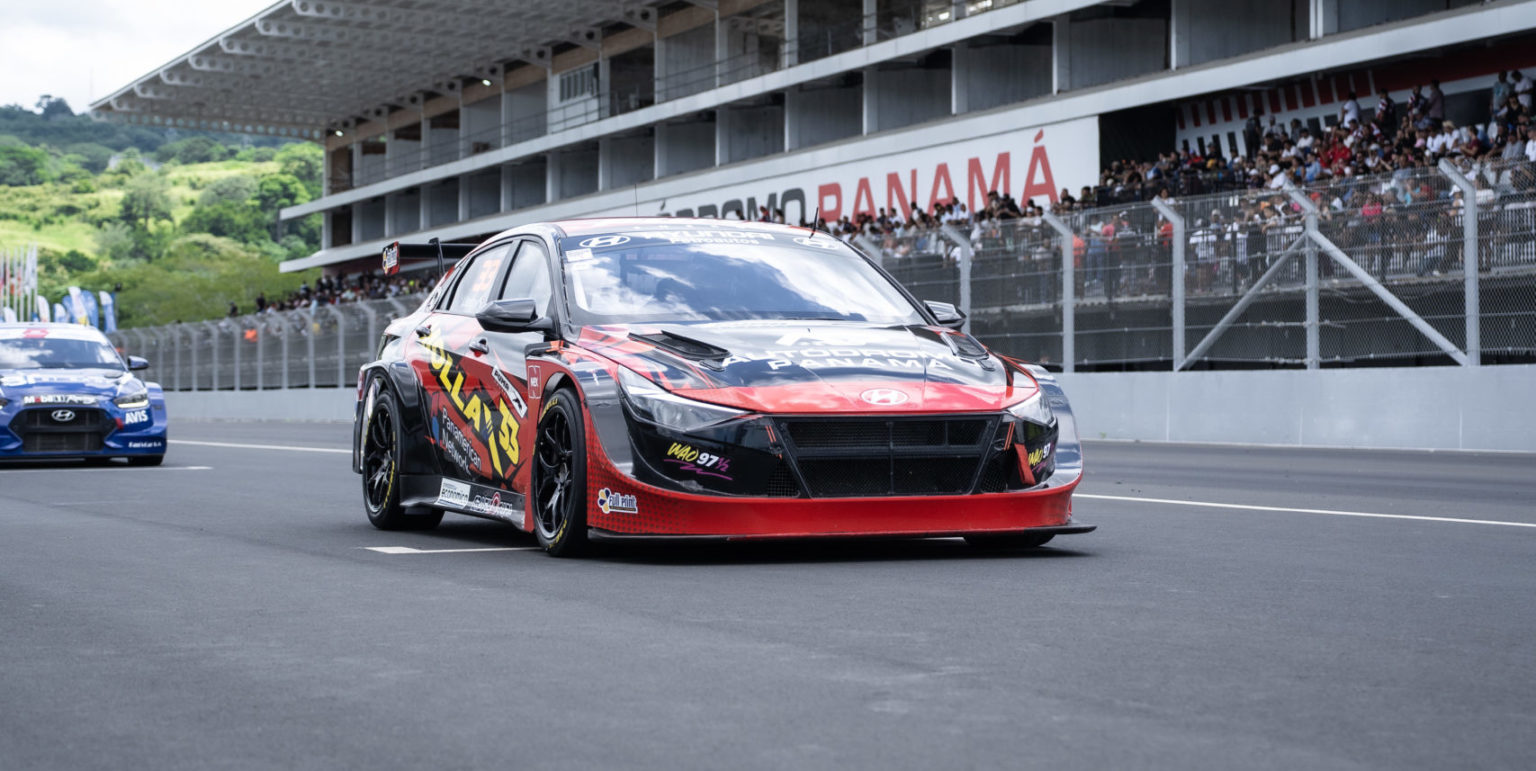 Imagen principal del artículo: Hyundai regresa a las pistas en las 3 Horas de Costa Rica
