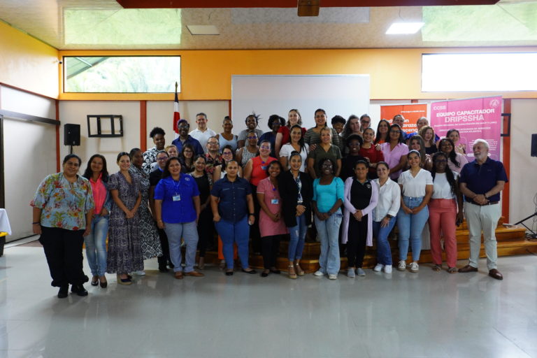 CCSS y UNFPA refuerzan la salud sexual y reproductiva intercultural con personal sanitario de Limón