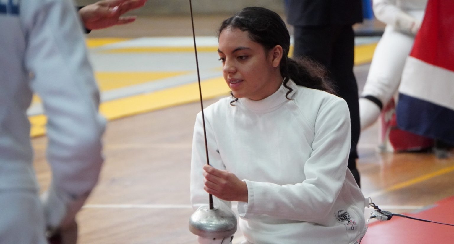 Imagen principal del artículo: Esgrimista tica Luna Mia Fernández alcanzó el puesto 12 en la Copa Mundo de Espada Juvenil 2024
