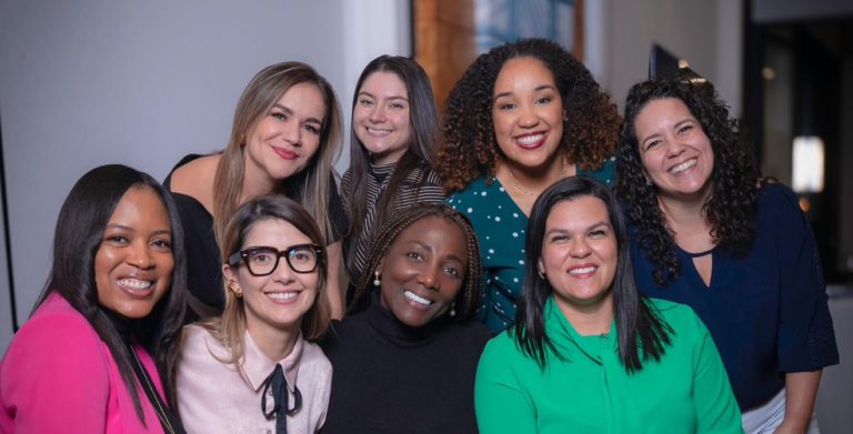 Mujeres del sector marítimo se unen para impulsar la igualdad de género en roles de liderazgo