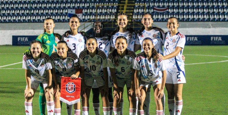 Selección femenina de Costa Rica se proclama campeona invicta del torneo UNCAF FIFA Forward U-16