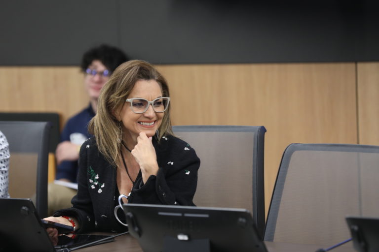 Kattia Cambronero abandona el PLP