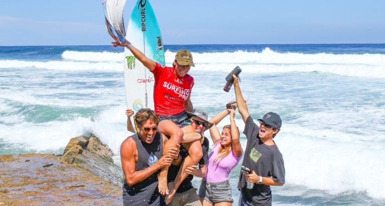 Surfista tica Leilani McGonagle gana el torneo La Marginal Surfing Pro 2024 en Puerto Rico