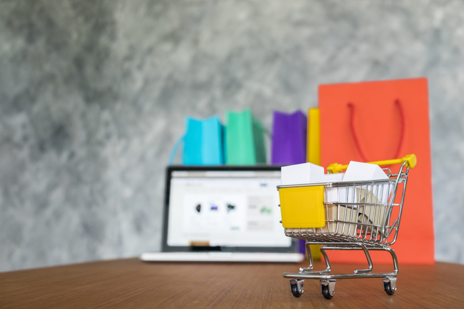 Imagen principal del artículo: Índice de Precios al Consumidor registra mayor caída mensual desde febrero de 2023