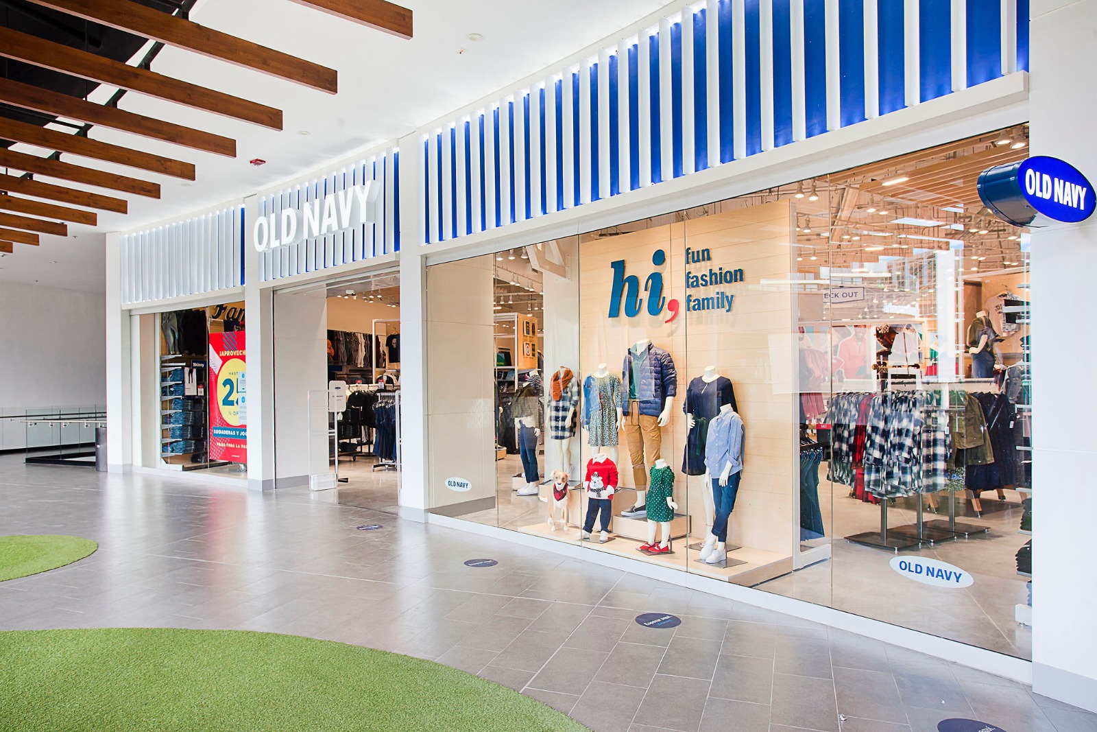 Imagen principal del artículo: Black Weekend de Line Up Rewards llega con descuentos de hasta el 50% en moda y hogar, en tiendas físicas y en línea