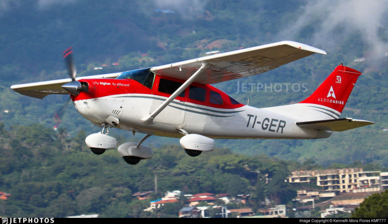 Cruz Roja confirma una sobreviviente y cinco fallecidos por accidente aéreo en montañas de Escazú