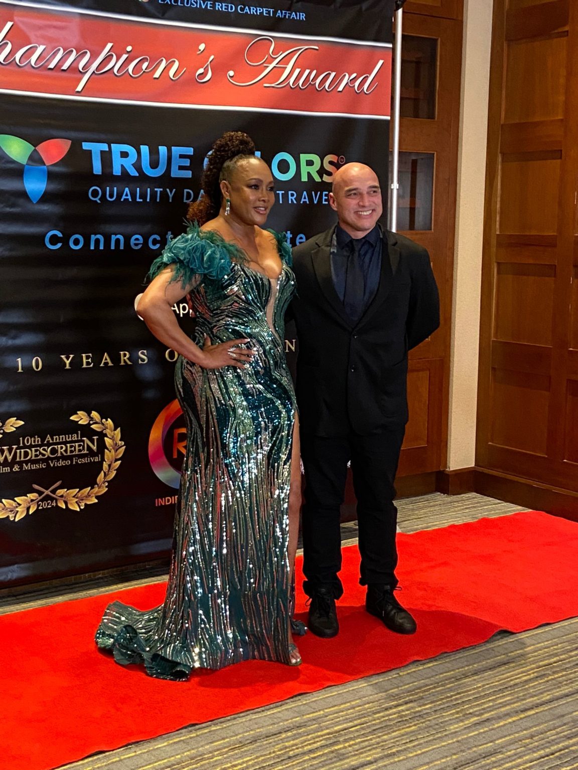 Imagen principal del artículo: Costarricense Gabriel Mora recibió premio por el guion "Drums of Freedom"