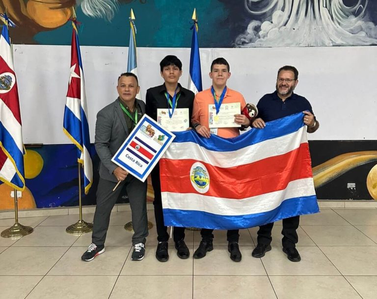 Estudiantes costarricenses ganan medallas de oro y una de plata en olimpiada internacional de biología