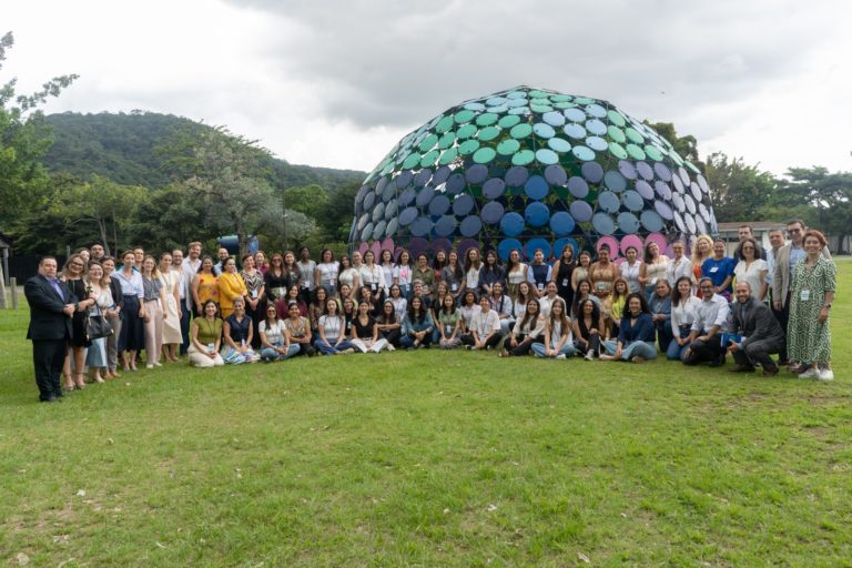 Conmemoramos el 25N y reconocemos el talento joven involucrado en acción climática