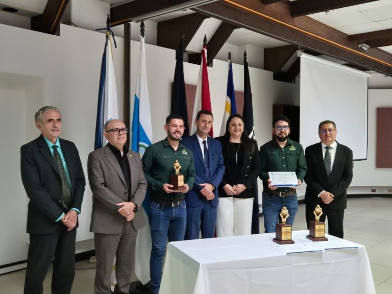 Conare reconoció a empresas con iniciativas innovadoras en cambio climático