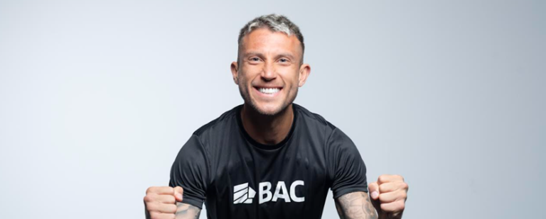 BAC le da la bienvenida a su familia de atletas al futbolista Francisco Calvo