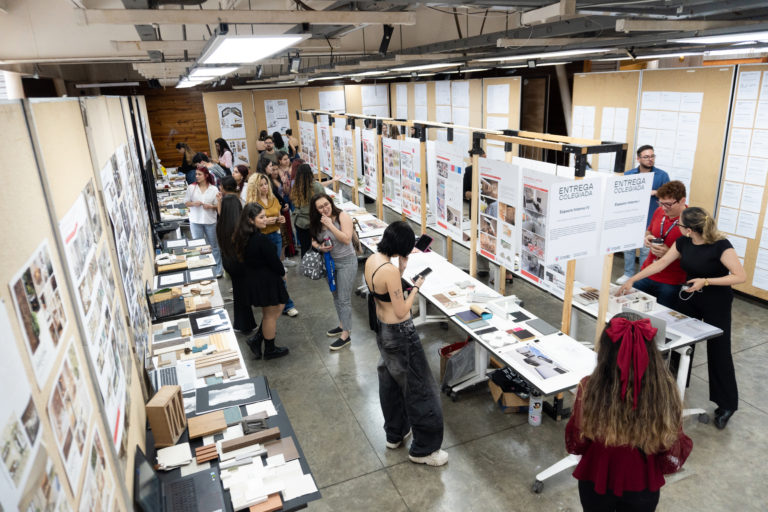 LCI VERITAS presenta muestra de talento y creatividad estudiantil durante "Las Entregas Colegiadas"