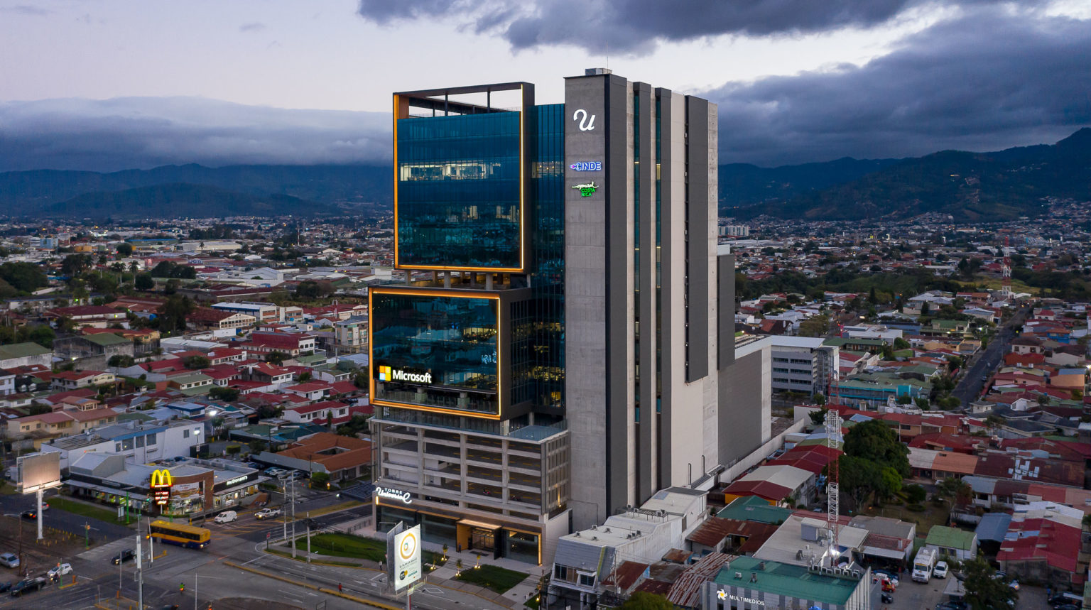 Imagen principal del artículo: Feria de empleo tendrá 60 plazas vacantes en proyectos inmobiliarios este 8 de marzo