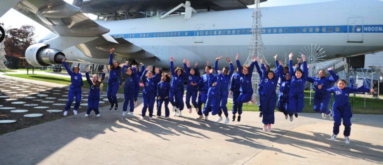 Programa "Ella es Astronauta Virtual" amplía inscripciones hasta el 15 de diciembre